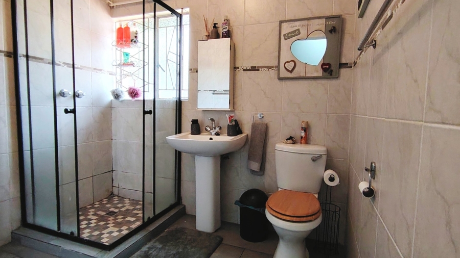 3 Bedroom Property for Sale in Risiville Gauteng
