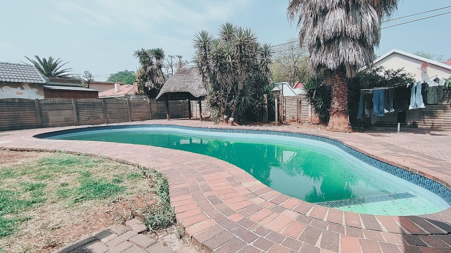 3 Bedroom Property for Sale in Risiville Gauteng