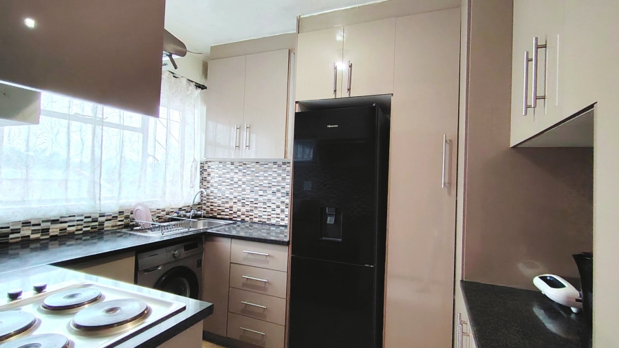 2 Bedroom Property for Sale in Three Rivers Gauteng