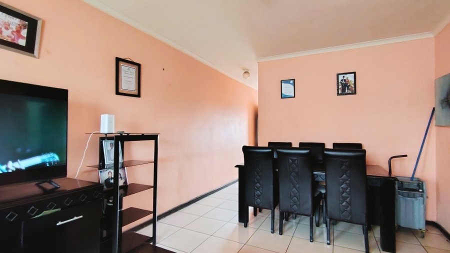 2 Bedroom Property for Sale in Three Rivers Gauteng