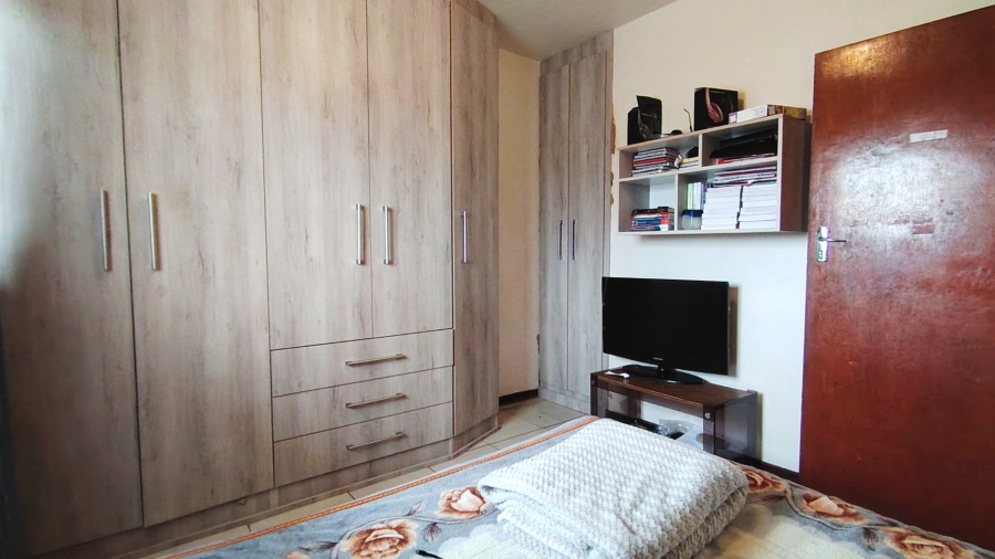 2 Bedroom Property for Sale in Three Rivers Gauteng