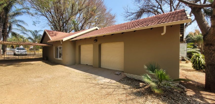 4 Bedroom Property for Sale in The Orchards Gauteng