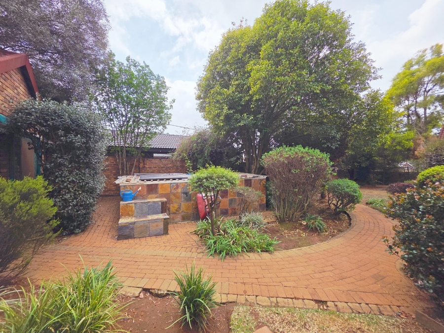 4 Bedroom Property for Sale in Pomona Gauteng