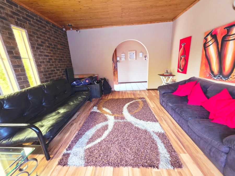 4 Bedroom Property for Sale in Pomona Gauteng