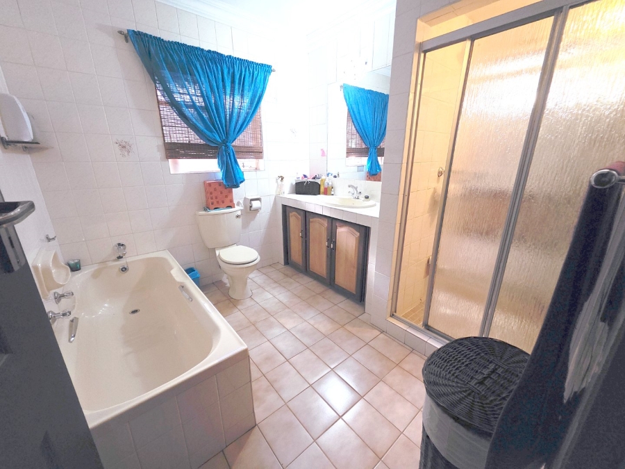 4 Bedroom Property for Sale in Pomona Gauteng