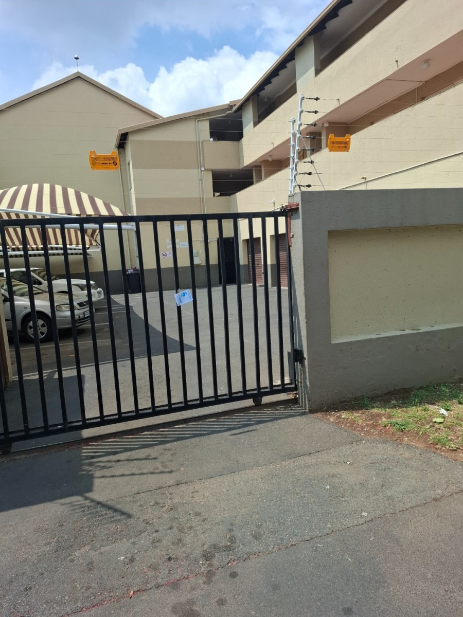2 Bedroom Property for Sale in Edenvale Central Gauteng