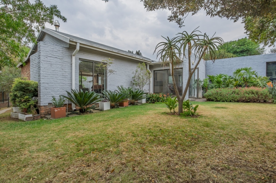 3 Bedroom Property for Sale in Lakeside Village Gauteng