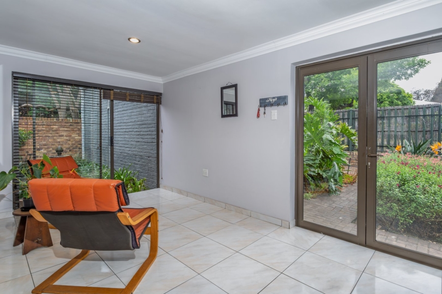 3 Bedroom Property for Sale in Lakeside Village Gauteng