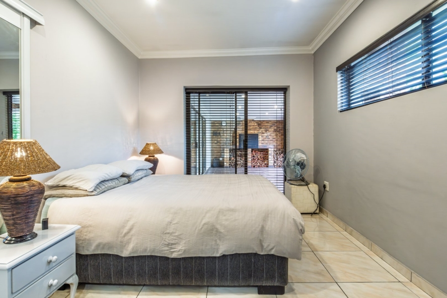 3 Bedroom Property for Sale in Lakeside Village Gauteng