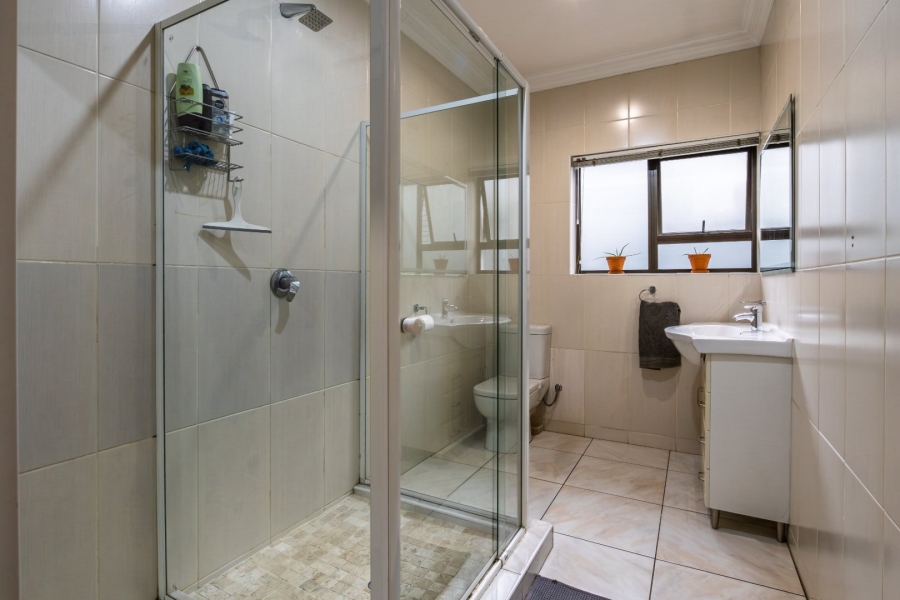 3 Bedroom Property for Sale in Lakeside Village Gauteng