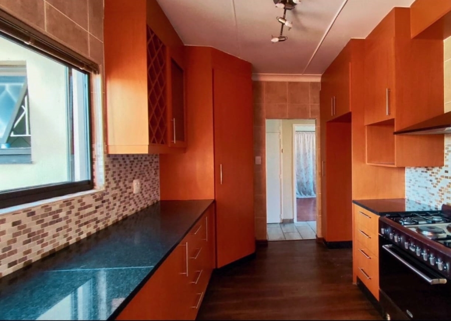 4 Bedroom Property for Sale in Farrarmere Gauteng