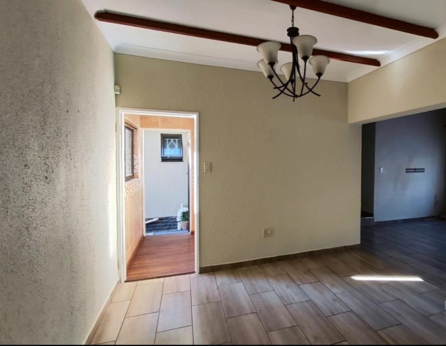 4 Bedroom Property for Sale in Farrarmere Gauteng