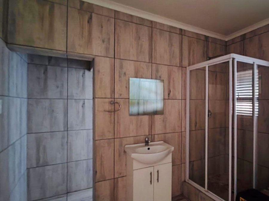 4 Bedroom Property for Sale in Farrarmere Gauteng