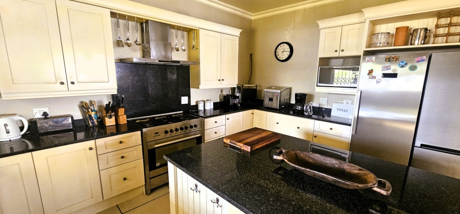 4 Bedroom Property for Sale in Vaal Marina Gauteng
