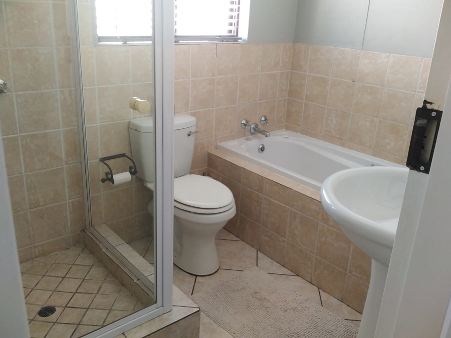 2 Bedroom Property for Sale in Summerset Gauteng