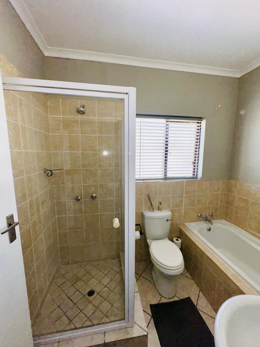 2 Bedroom Property for Sale in Summerset Gauteng