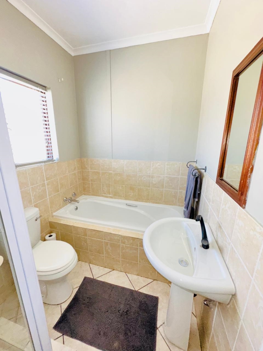 2 Bedroom Property for Sale in Summerset Gauteng