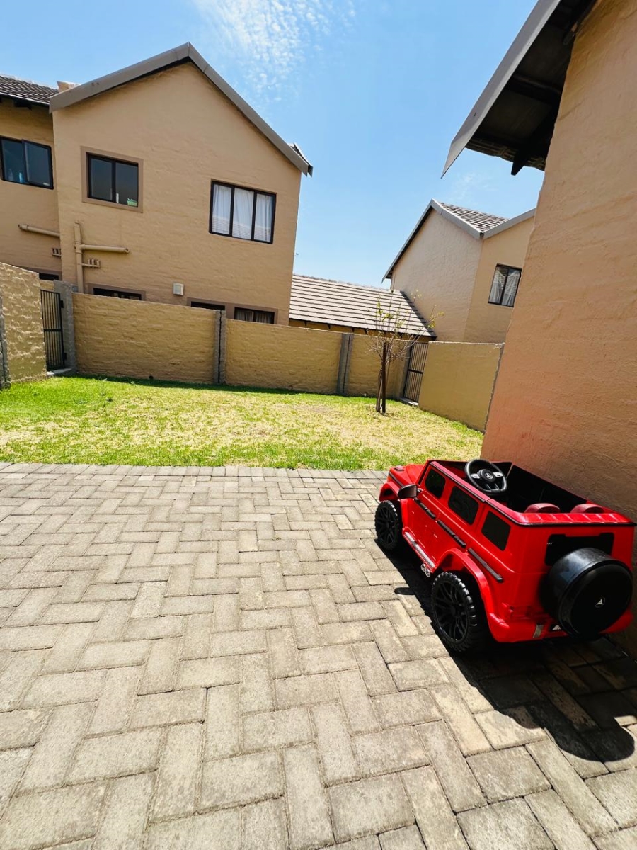 2 Bedroom Property for Sale in Summerset Gauteng