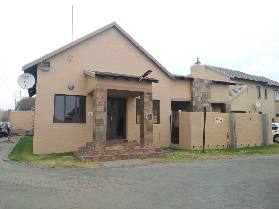 2 Bedroom Property for Sale in Summerset Gauteng