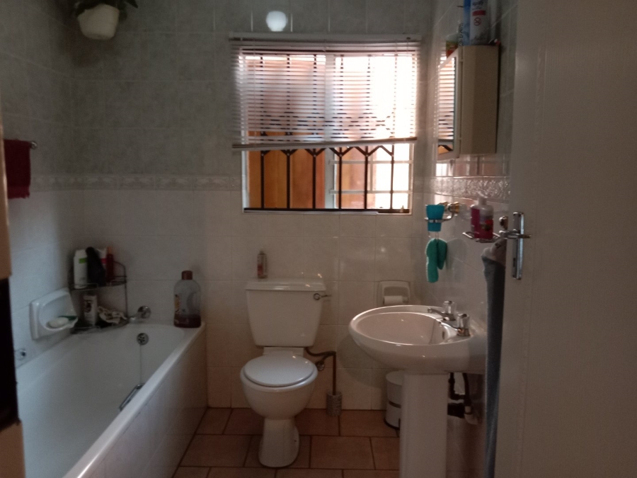 3 Bedroom Property for Sale in Ninapark Gauteng