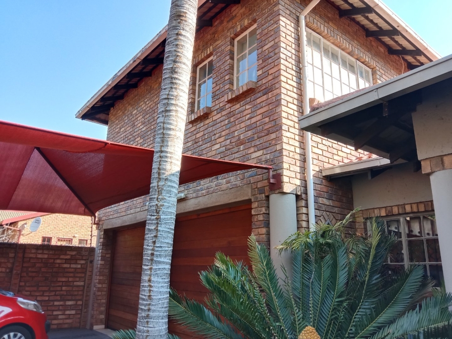 3 Bedroom Property for Sale in Ninapark Gauteng