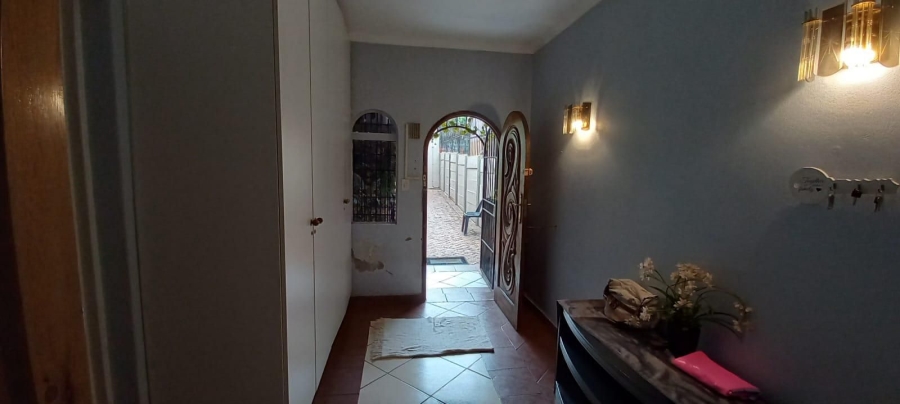 To Let 2 Bedroom Property for Rent in Hazelpark Gauteng
