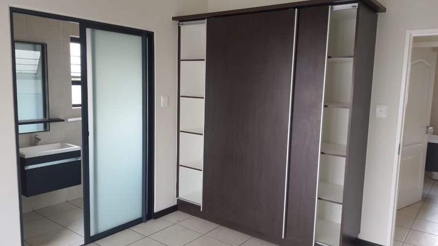 To Let 2 Bedroom Property for Rent in Oakdene Gauteng