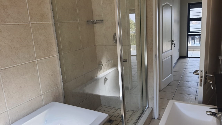 To Let 2 Bedroom Property for Rent in Oakdene Gauteng