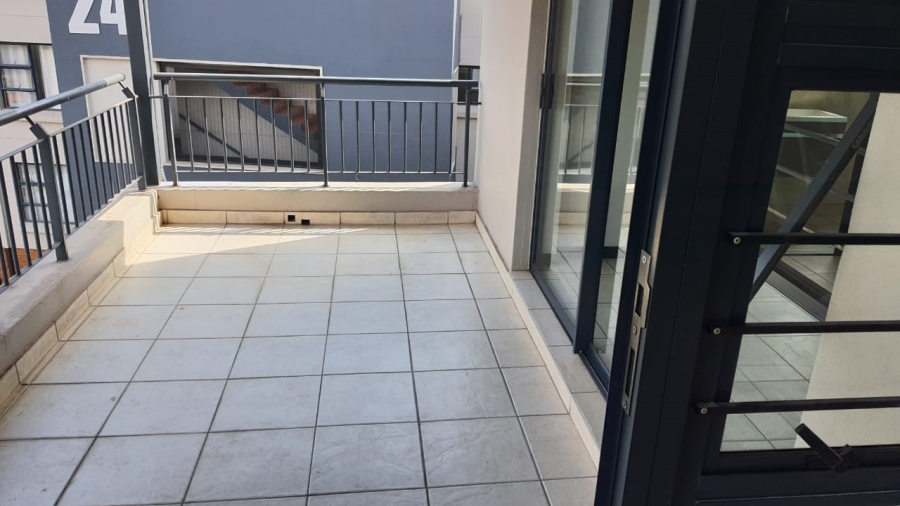 To Let 2 Bedroom Property for Rent in Oakdene Gauteng