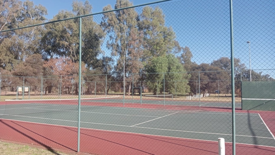 Commercial Property for Sale in Riverspray Lifestyle Estate Gauteng