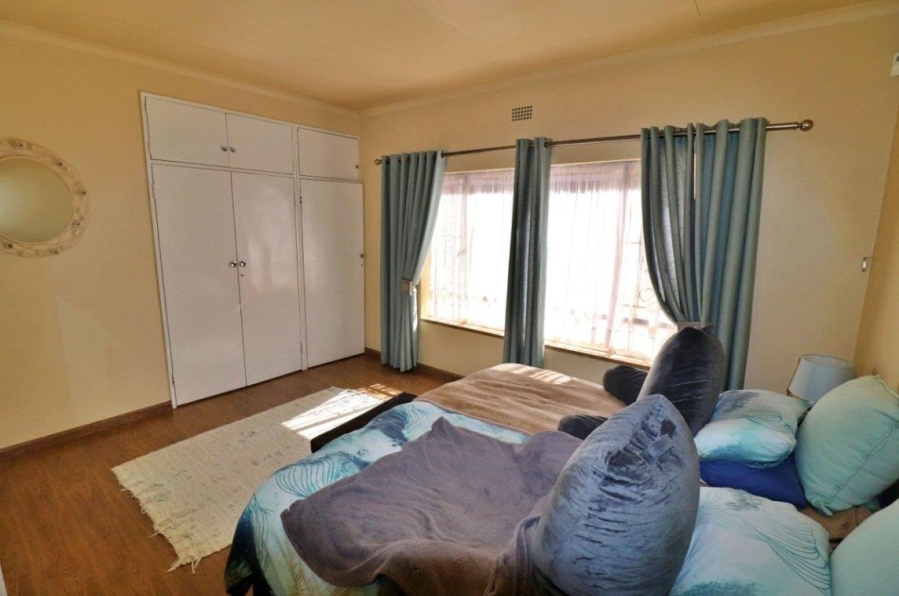 3 Bedroom Property for Sale in Symhurst Gauteng