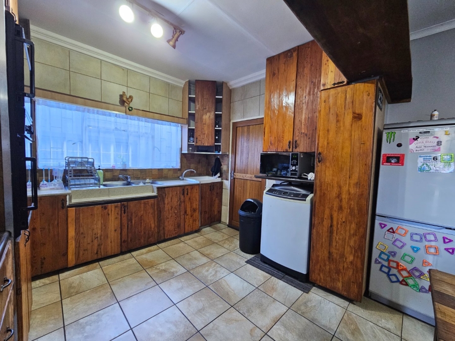 4 Bedroom Property for Sale in Vanderbijlpark CW 3 Gauteng