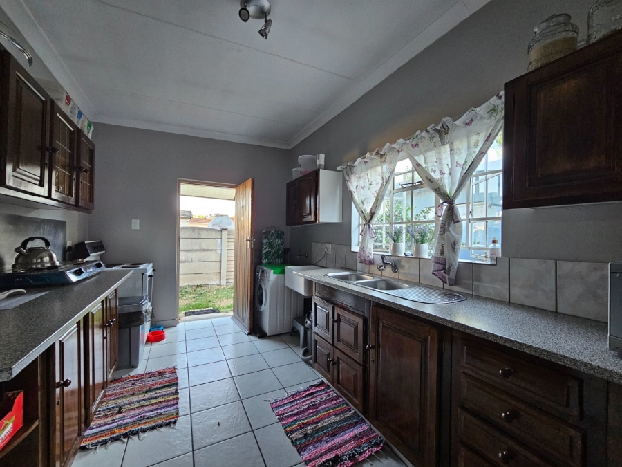 4 Bedroom Property for Sale in Vanderbijlpark CW 3 Gauteng
