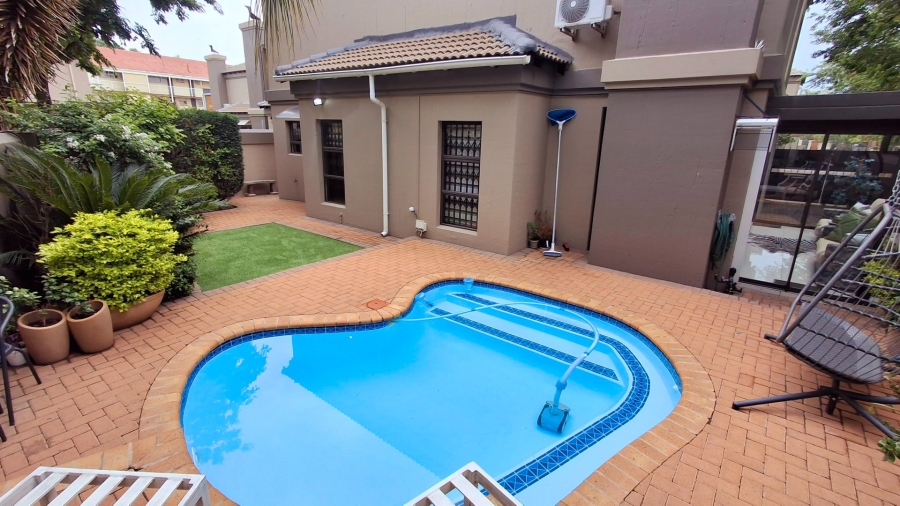 3 Bedroom Property for Sale in Vanderbijlpark SW 5 Gauteng