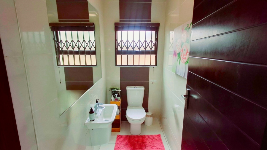 3 Bedroom Property for Sale in Vanderbijlpark SW 5 Gauteng