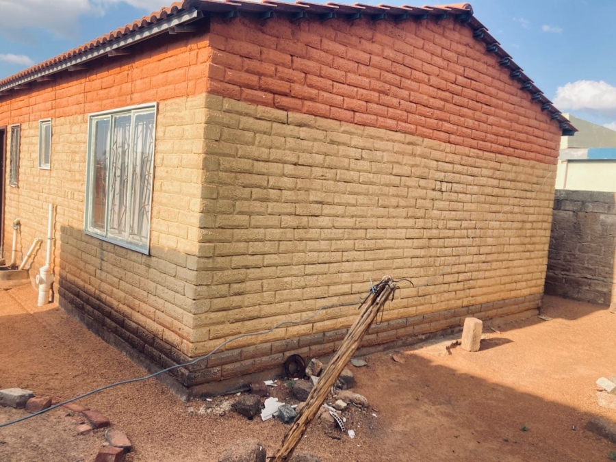 2 Bedroom Property for Sale in Soshanguve T Gauteng
