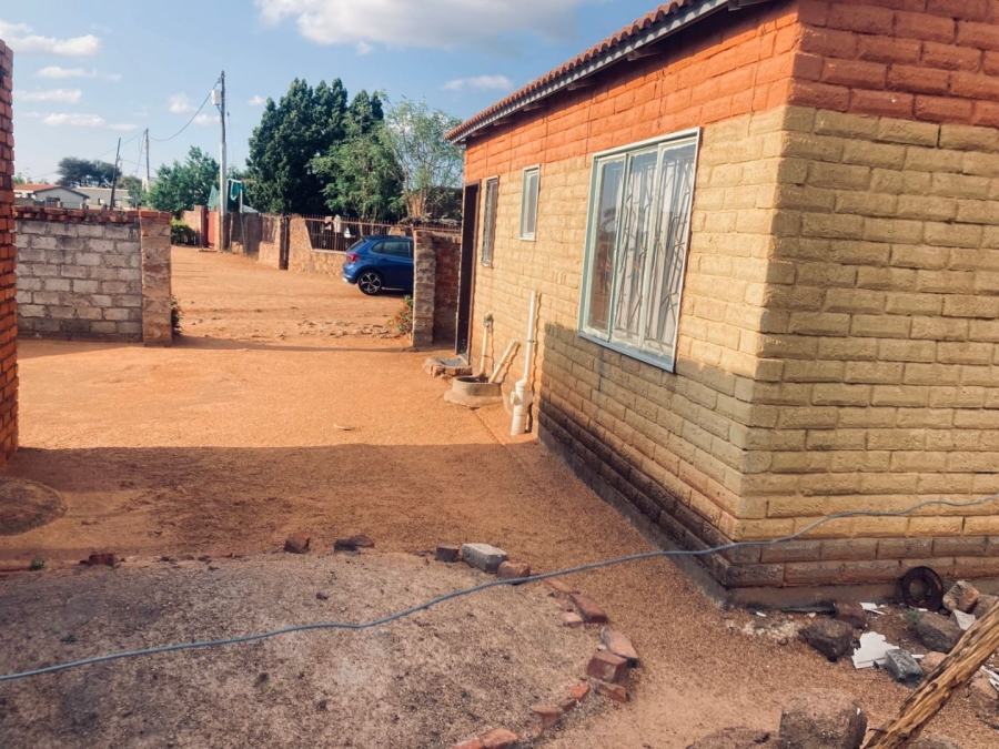 2 Bedroom Property for Sale in Soshanguve T Gauteng