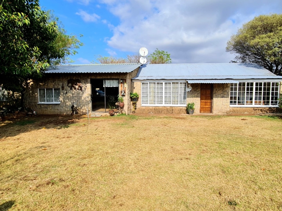 Commercial Property for Sale in Honingneskrans Ah Gauteng