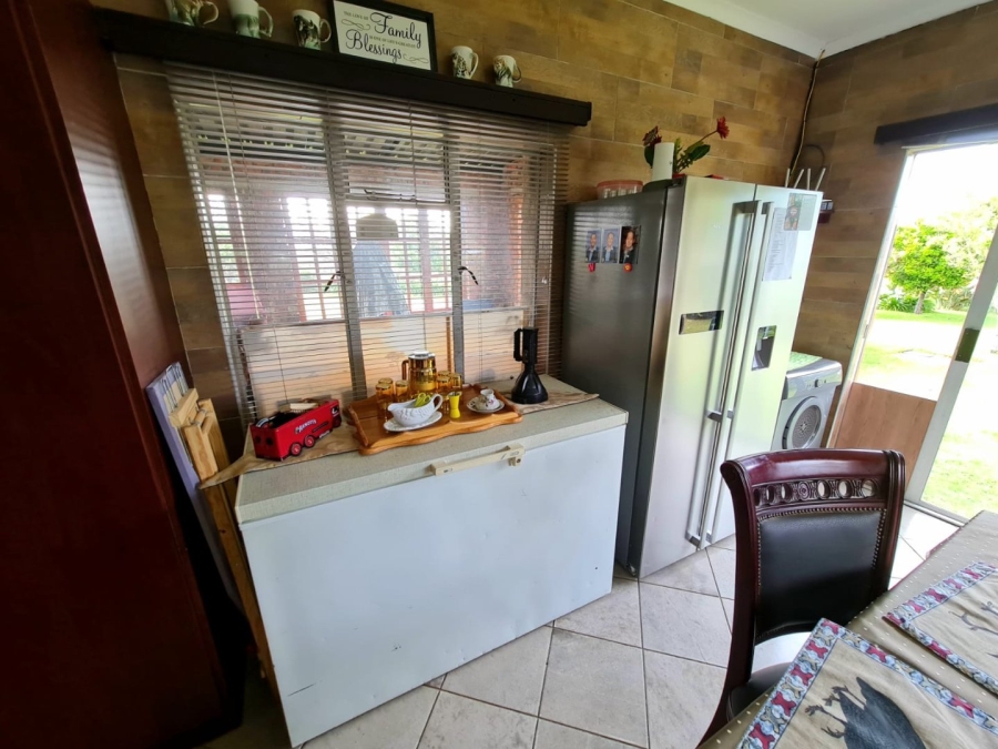Commercial Property for Sale in Honingneskrans Ah Gauteng