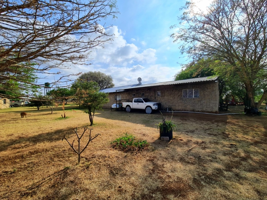 Commercial Property for Sale in Honingneskrans Ah Gauteng