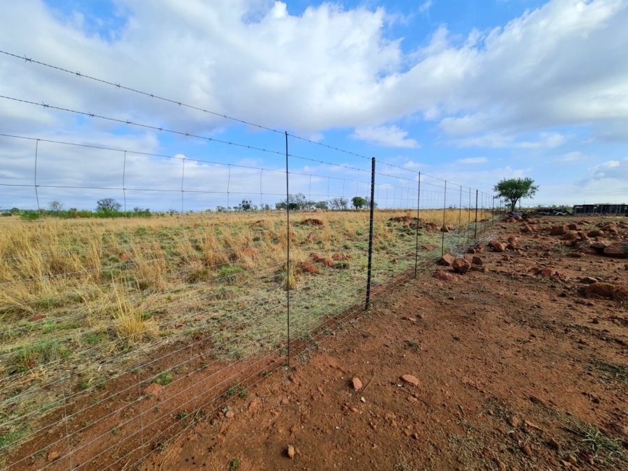 Commercial Property for Sale in Honingneskrans Ah Gauteng