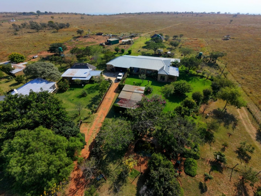 Commercial Property for Sale in Honingneskrans Ah Gauteng