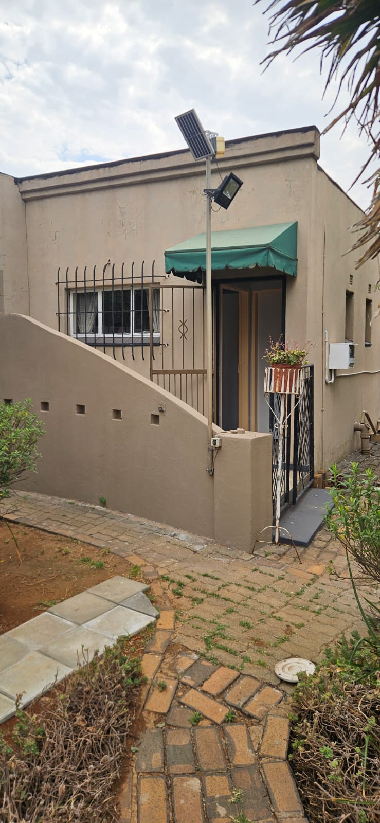 To Let 1 Bedroom Property for Rent in Hazelpark Gauteng