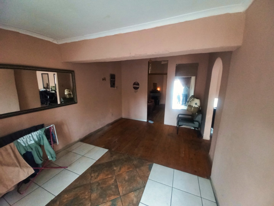 5 Bedroom Property for Sale in Benoni Central Gauteng