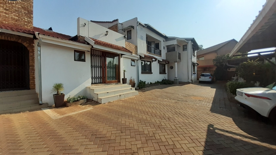  Bedroom Property for Sale in Pretoria North Gauteng