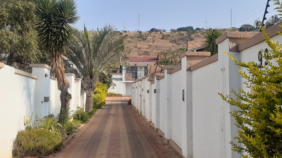  Bedroom Property for Sale in Pretoria North Gauteng