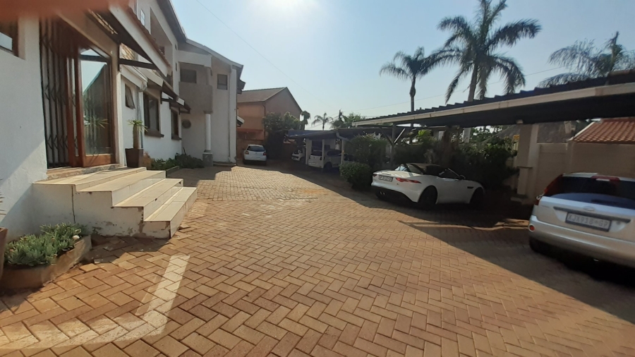  Bedroom Property for Sale in Pretoria North Gauteng