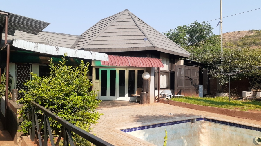  Bedroom Property for Sale in Pretoria North Gauteng