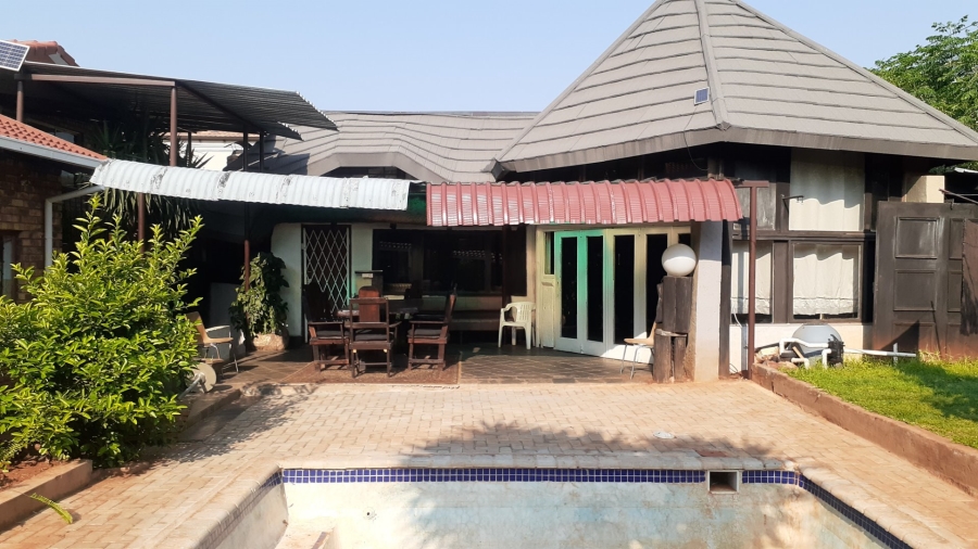  Bedroom Property for Sale in Pretoria North Gauteng