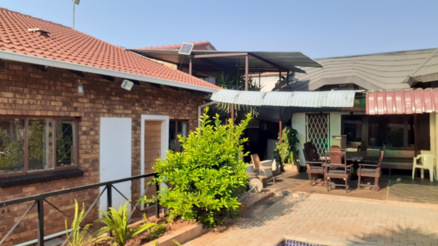  Bedroom Property for Sale in Pretoria North Gauteng